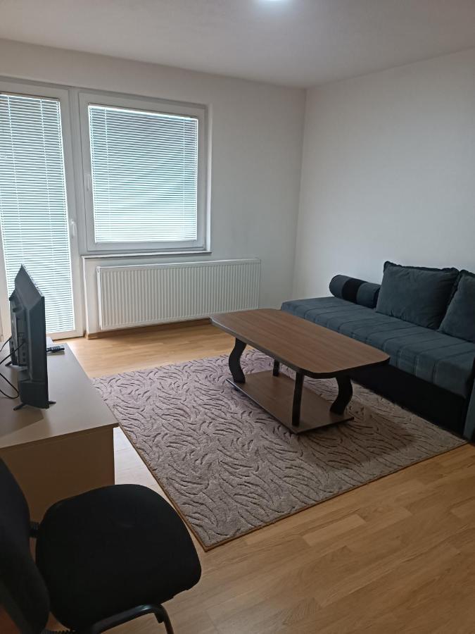 Hotel 2Bdr Apt With Balcony With View- Free Parking Sarajevo Exteriér fotografie