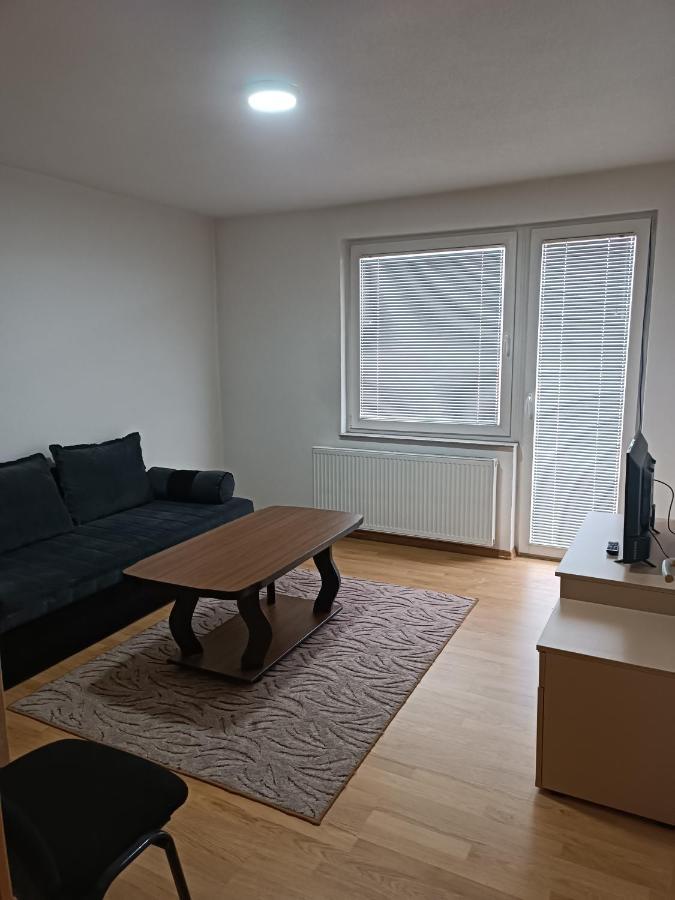 Hotel 2Bdr Apt With Balcony With View- Free Parking Sarajevo Exteriér fotografie