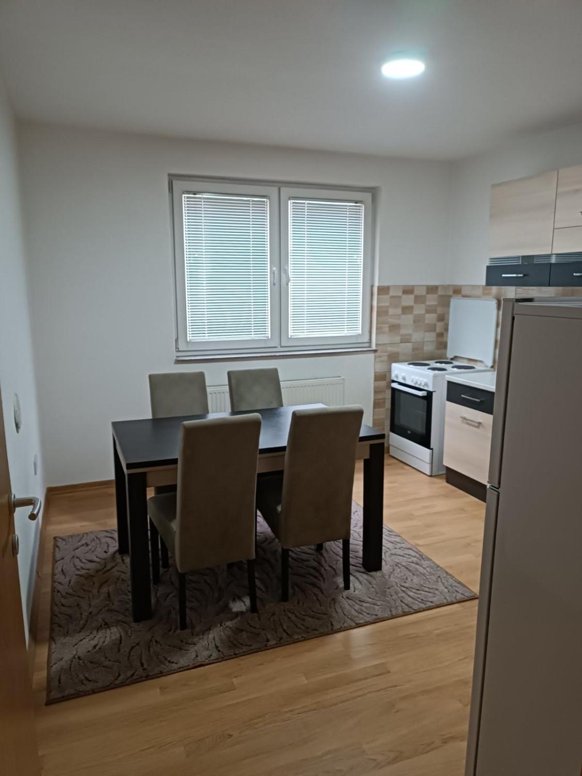 Hotel 2Bdr Apt With Balcony With View- Free Parking Sarajevo Exteriér fotografie